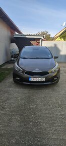 Kia Ceed - 4