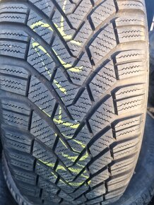 205/55R16 - 4