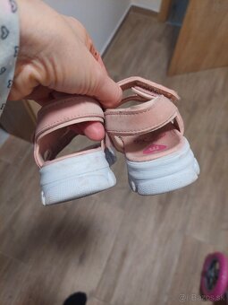 Sandals for baby girls size 20 Brazil and 22 Europe - 4