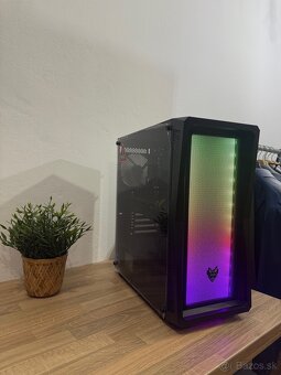 Herne PC rx vega 64, i5, 16GB, ssd, RGB, win10 - 4