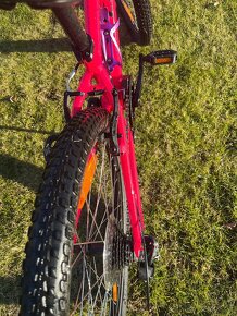 Detsky bicykel 24 Specialized Hotrock - 4