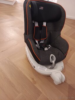 Britax Römer Dualfix - 4