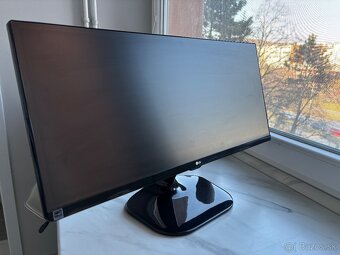 Monitor LG 25UM57 - 4