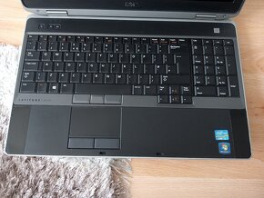 predám Dell latitude e6530 /Intel core i5 /8gb ram / FULL HD - 4