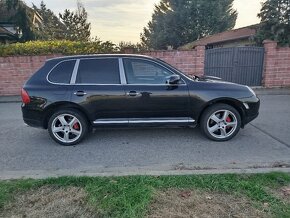 Porsche Cayenne turbo 4.5i v8 4x4 - 4