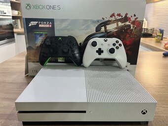 XBOX ONE S - 4