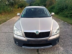 ŠKODA OCTAVIA SCOUT 2.0 TDI 4X4 XENON TOP NADHERNE - 4