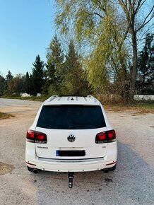 Volkswagen Touareg 3.0TDi Facelift R-Line - 4