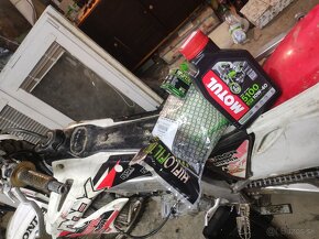 Predam hondu crf 450 - 4