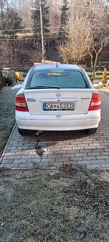 Opel astra - 4