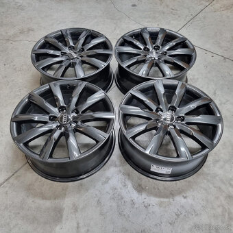 Hliníkové AUDI disky 5x112 R19 8.0J ET39 - 4