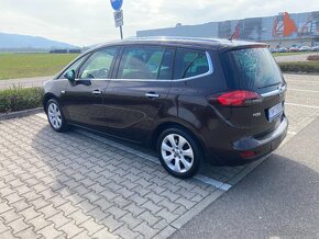 Opel Zafira Tourer 2.0 CDTi 121kW (162k) Cosmo 7.miestne - 4