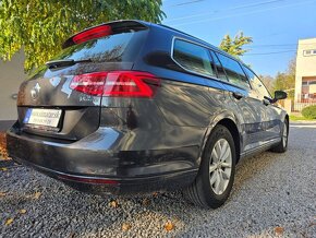 Volkswagen Passat Variant 1.6 TDi Highline, Mesačne: 230€ - 4