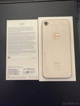 iPhone 8 gold - 4