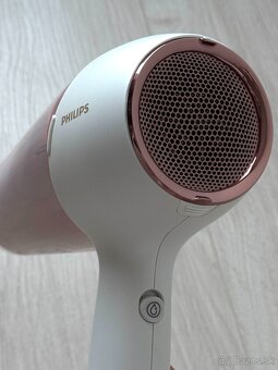 Predám fén Philips Moisture Protect - 4