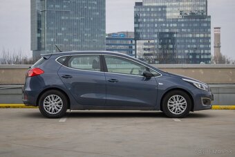 Kia Cee’d 1.4 CRDi WGT Silver, TOP stav - 4