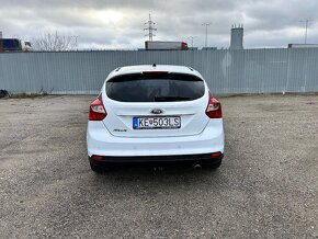 Ford Focus 2.0 TDCi DPF Titanium - 4