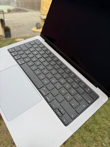 MacBook Pro M1 Pro - 4