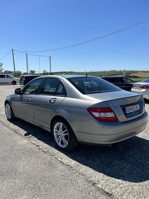 Mercedes-Benz C trieda Sedan 180 K Elegance - 4