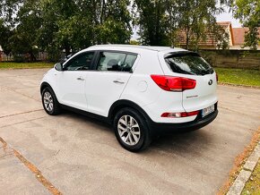 KIA SPORTAGE - 4