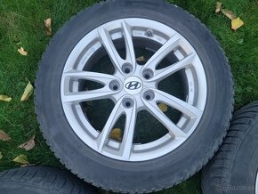 Predám 4 ks 16-ky elektróny Hyundai, rozteč 5x114,3 - 4