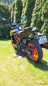 KTM Duke 390 - 4