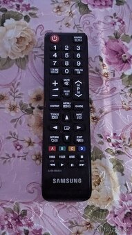 32" LCD LED FULL HD TV "Samsung UE32C5000" s DO - 4