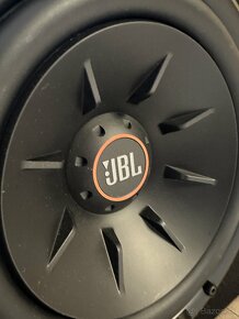 Autosubwofer JBL - 4