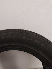 Predám zimné pneu Pirelli 205x60R16 - 4