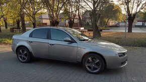 Alfa Romeo 159, 1.9 jtd rv 2006 - 4