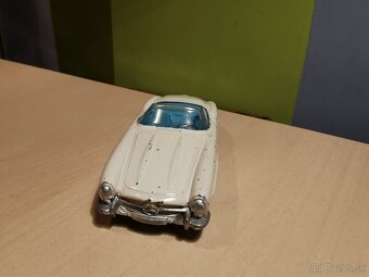 ZLAVA Corgi toys Mercedes 300SL - 4