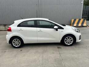 KIA RIO - 4