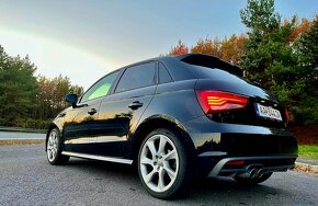 Audi A1 Sportback 1.4 TFSI S-tronic Sport - 4