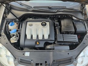 Volkswagen Golf V 1.9 TDi 77 kW 2004 - 4