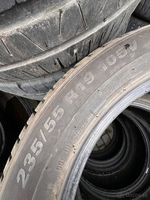 235/55 R19 zimné kumho - 4