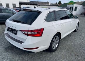 Škoda Superb 2.0 TDI DSG LED DCC nafta automat 110 kw - 4