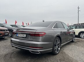 Audi A8 5,O TDI QUATTRO 1 MAJITEL,MAX ZACHOVALÁ TOP VÝBAVA - 4