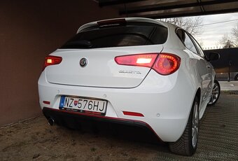 Alfa Romeo Giulietta 1.4TB Sport 88Kw r.v.2019 - 4