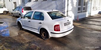 ŠKODA FABIA 1.4 Benzín - 4