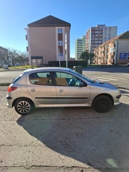 Peugeot 206 1.4 55 KW 2010 - 4