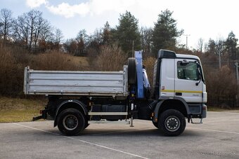 Mercedes Actros trojstranný sklápač zdokladované km - 4