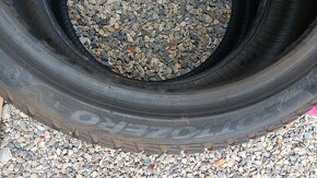 Zimne 2 ks Pirelli runflat 245/40 R20 - 4