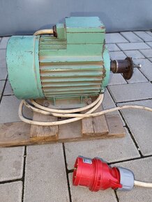 Predám elektromotor 1,5 kW - 4