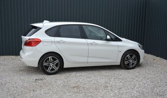 BMW rad 2 1.5 Benzín 218i Sport Line Automat, Top Stav - 4