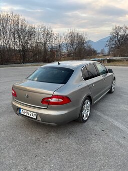 Škoda Superb 1.9 77kw - 4