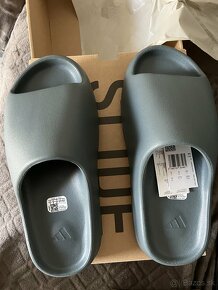 Yeezy slide+infants - 4