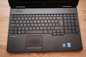 DELL Latitude E5540 - 4