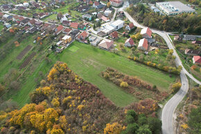 Na predaj pozemok-trvalý trávnatý porast v obci Trenčianske  - 4