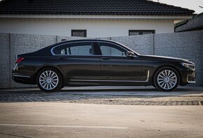 BMW Rad 7 750Li xDrive A/T - 4