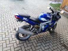 Yamaha YZF R6 na ND - 4